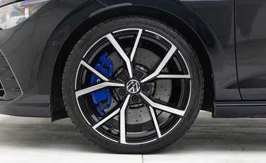 Volkswagen Golf R TSI 4MOTION 33