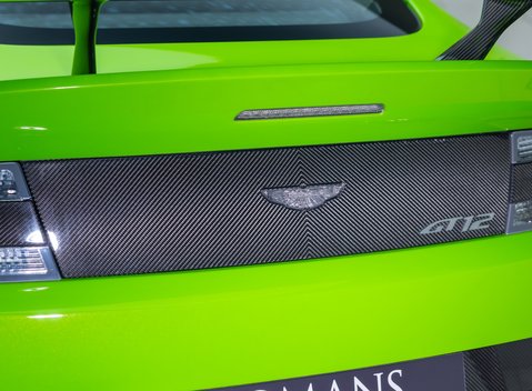 Aston Martin Vantage GT12 40