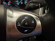 Ford Focus 1.0T EcoBoost Zetec Navigator Euro 5 (s/s) 5dr 14
