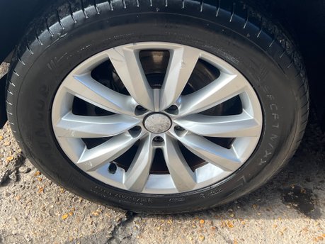 Volkswagen Tiguan MATCH TDI BLUEMOTION TECH 4MOTION DSG 17