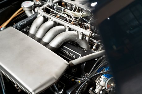 Aston Martin DBS V8 SERIES 1. EXTENSIVE HISTORY PORTFOLIO. 3-SPEED AUTO. CONOLLY INTERIOR. 49