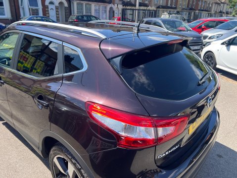 Nissan Qashqai 1.2 DIG-T n-tec+ XTRON 2WD Euro 6 (s/s) 5dr 15