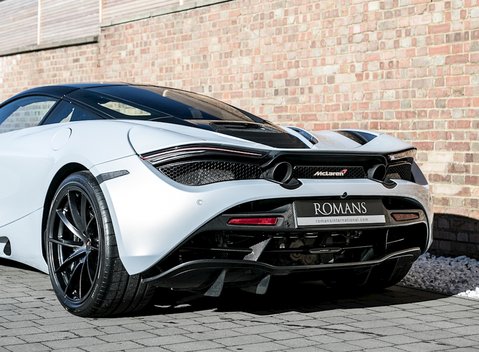 McLaren 720S Performance 24