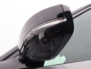 Land Rover Discovery R-DYNAMIC SE MHEV In RARE PEARL WHITE BLACK ROOF AND REAR SEATS  LOW MILES  18