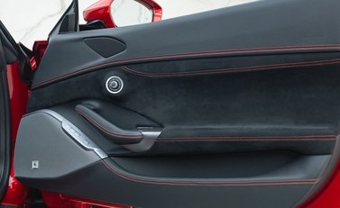 Ferrari Portofino M 22