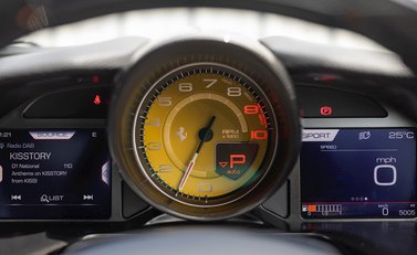 Ferrari 812 Superfast 16