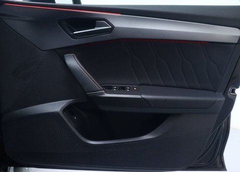 Cupra Leon 1.4 eHybrid 12.8kWh VZ2 Design Edition Hatchback 5dr Petrol Plug-in Hybrid 53