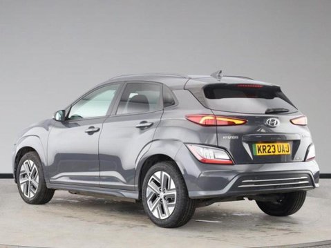 Hyundai KONA PREMIUM 2