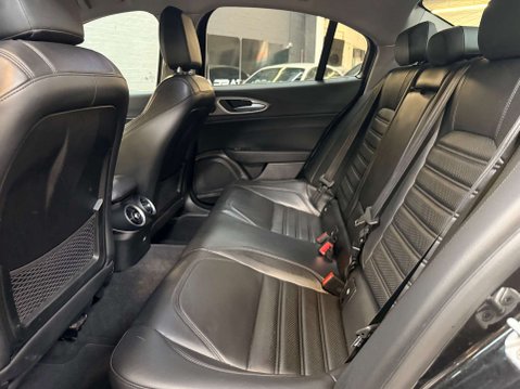 Alfa Romeo Giulia 2.1 Giulia Speciale TD Auto 4dr 12