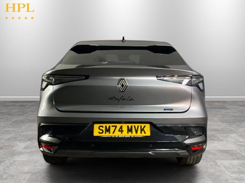Renault Rafale 1.2 E-TECH iconic esprit Alpine SUV 5dr Petrol Hybrid Auto Euro 6 (s/s) (20 6