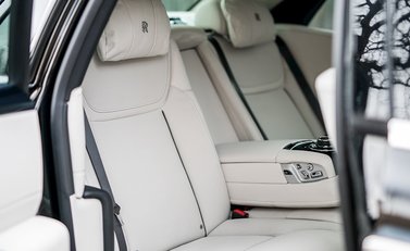Rolls-Royce Ghost 13
