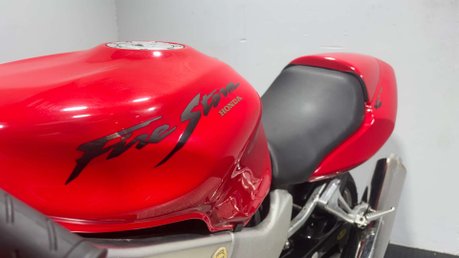 Honda VTR 1998 33K 1000CC VTWIN SPARES OR REPAIR / PROJECT BIKE SUPER SPORT 16