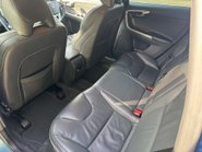 Volvo XC60 2.4 XC60 R-Design Luxury Nav D4 AWD Auto 4WD 5dr 41