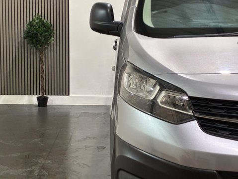 Vauxhall Vivaro 1.5 Turbo D 2900 Edition L2 H1 Euro 6 (s/s) 5dr 44