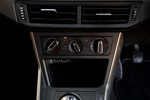 Volkswagen Polo MATCH TSI 28