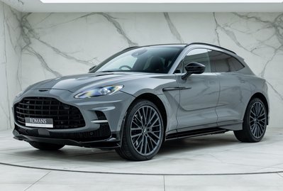 Aston Martin DBX 707