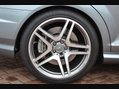 Mercedes-Benz S Class 6.2 S63 V8 AMG G-Tronic Euro 4 4dr 52