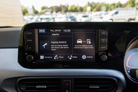 Hyundai i10 MPI PREMIUM 21
