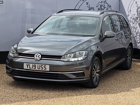 Volkswagen Golf SE NAVIGATION TDI DSG 3