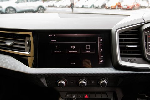 Audi A1 SPORTBACK TFSI SPORT 32