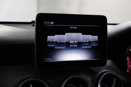 Mercedes-Benz CLA Class CLA 200 AMG LINE NIGHT EDITION 39