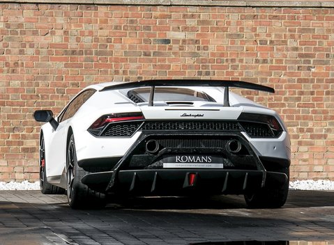 Lamborghini Huracan Performante 3