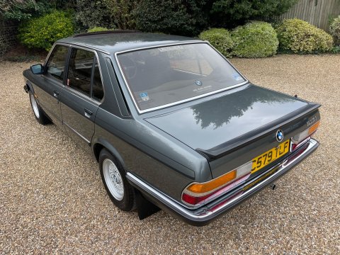 BMW 5 Series E28 518i Saloon 13