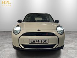 Mini Electric Cooper E 40.7kWh Classic Hatchback 3dr Electric Auto (184 ps)