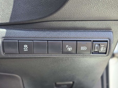 Toyota Corolla 1.8 VVT-h Design Hatchback 5dr Petrol Hybrid CVT Euro 6 (s/s) (122 ps) 18