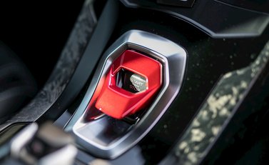 Lamborghini Huracan Performante 19