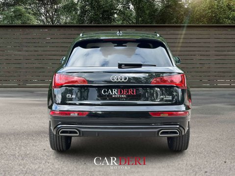 Audi Q5 2.0 Q5 S Line 40 TDI MHEV Quattro Semi-Auto 4WD 5dr 14