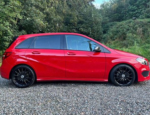 Mercedes-Benz B Class 2.1 B 200 AMG Line Premium+ D Auto 5dr 3