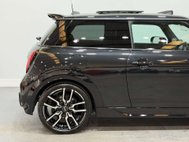Mini Hatch 2.0S Sport Hatchback 3dr Petrol Steptronic Euro 6 (s/s) (204 ps) 17