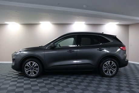 Ford Kuga TITANIUM 17