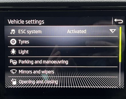 Skoda Karoq 1.5 Karoq SE L TSi Semi-Auto 5dr 42