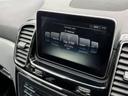 Mercedes-Benz GLE GLE 250 D 4MATIC AMG LINE 67