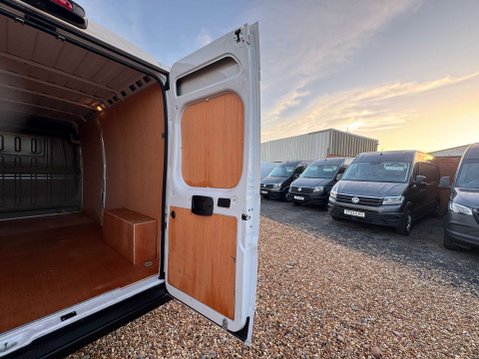 Citroen Relay 2.2 Relay 35 L3H2 Enterprise 5dr 9