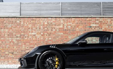 Porsche 911 (991.2) GT3 RS Weissach 33