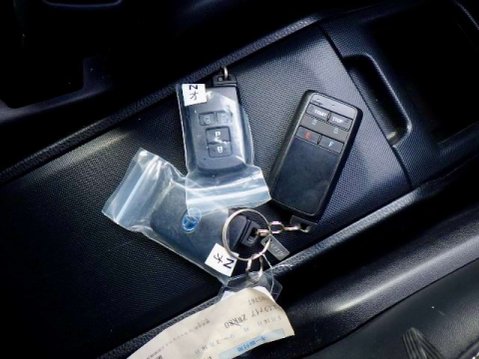 Toyota Esquire Hybrid Hybrid Gi 8