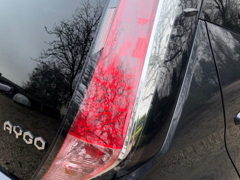 Toyota Aygo 1.0 VVT-i x-clusiv Euro 6 5dr 31