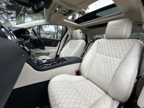 Jaguar XJ 3.0d V6 Portfolio Saloon 4dr Diesel Auto Euro 6 (s/s) (300 ps) 