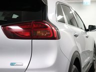 Kia Niro 4 23
