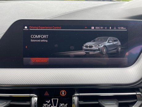 BMW 1 Series 1.5 118i M Sport Euro 6 (s/s) 5dr 51