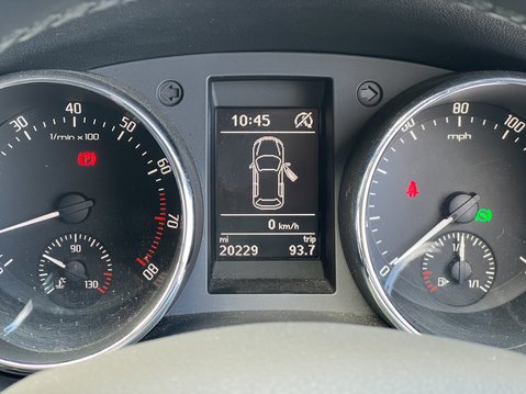 Skoda Yeti 1.2 TSI SE L SUV 5dr Petrol DSG Euro 6 (s/s) (110 ps) 23