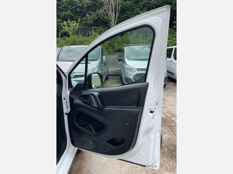 Peugeot Partner 1.6 HDi 850 S Panel Van 4dr Diesel Manual L1 (138 g/km, 90 bhp) 21