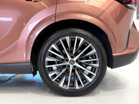 Lexus RX 450H PLUS PREMIUM PLUS 29