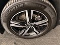 Volvo XC40 2.0 B3 MHEV Plus Dark DCT Auto Euro 6 (s/s) 5dr 42