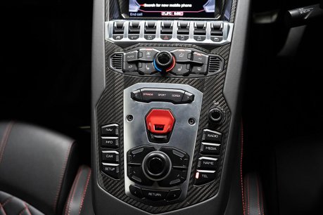 Lamborghini Aventador 6.5 V12 LP 720-4 50 Anniversario Roadster 2dr Petrol ISR 4WD Euro 5 (720 bh 17