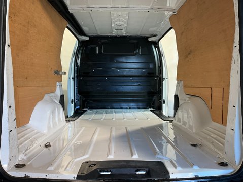 Vauxhall Vivaro L2H1 F2900 DYNAMIC S/S 9