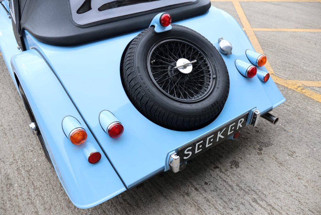 Morgan 4/4 4300 miles from new stored in a heated garage  STUNNING COLOUR COMBO 12